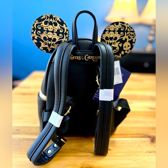 MMMA Pirates of the Caribbean Backpack 2 of 12 2025
Mickey Mouse NWT - Picture 2 of 5